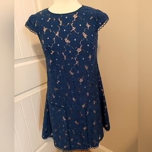 ADRIANNA PAPELL NAVY/NATURAL COLOR SZ 6P